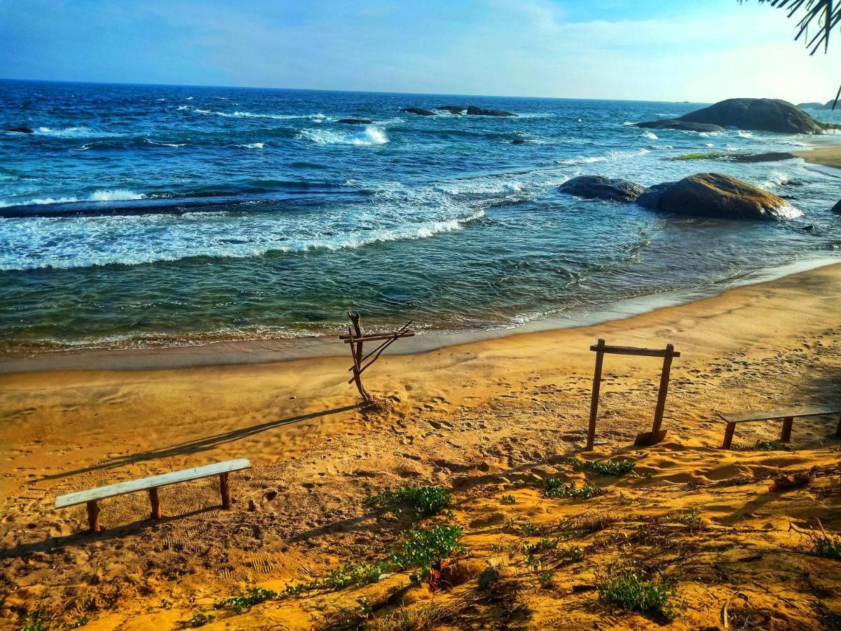 קירינדה Beach Bungalow Yala מראה חיצוני תמונה
