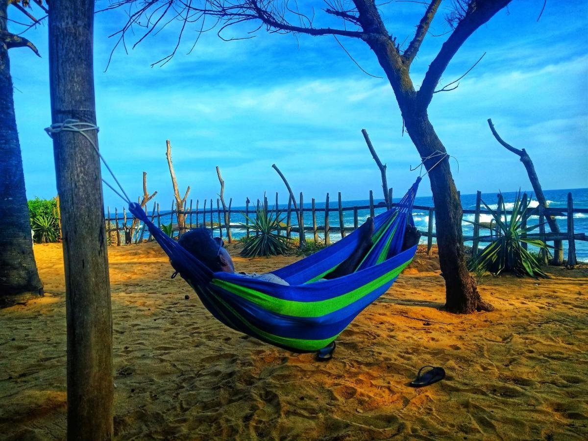 קירינדה Beach Bungalow Yala מראה חיצוני תמונה