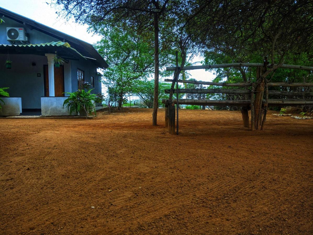 קירינדה Beach Bungalow Yala מראה חיצוני תמונה